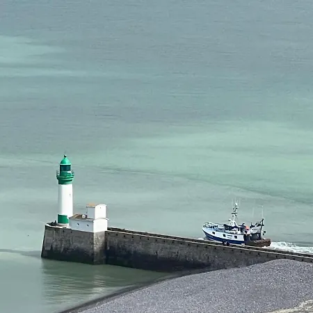 Le Rugissement Des Vagues Le Tréport